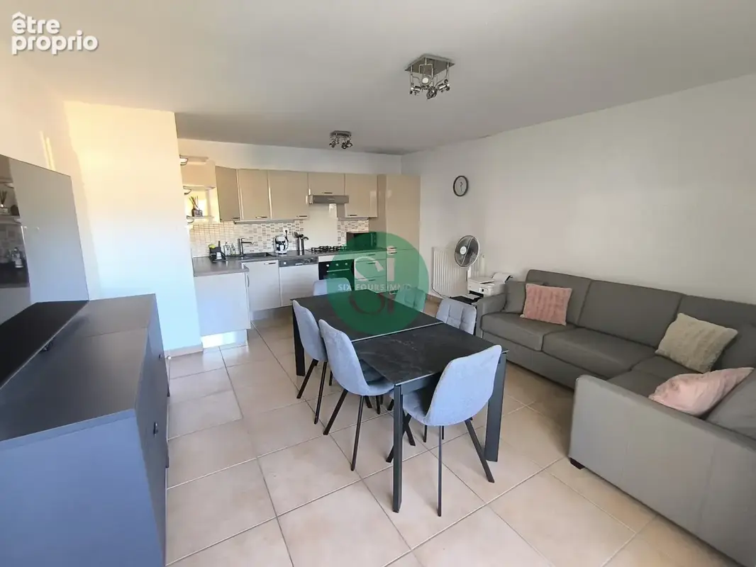 Appartement à SIX-FOURS-LES-PLAGES