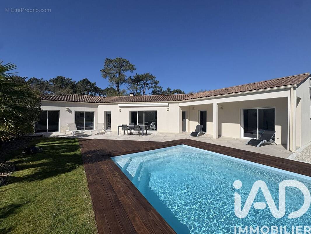 Photo 1 - Maison à BREUILLET