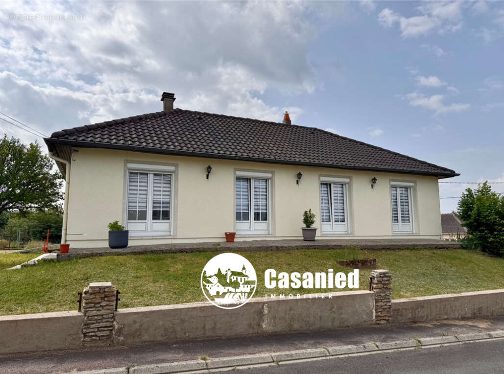 Maison à BOUZONVILLE