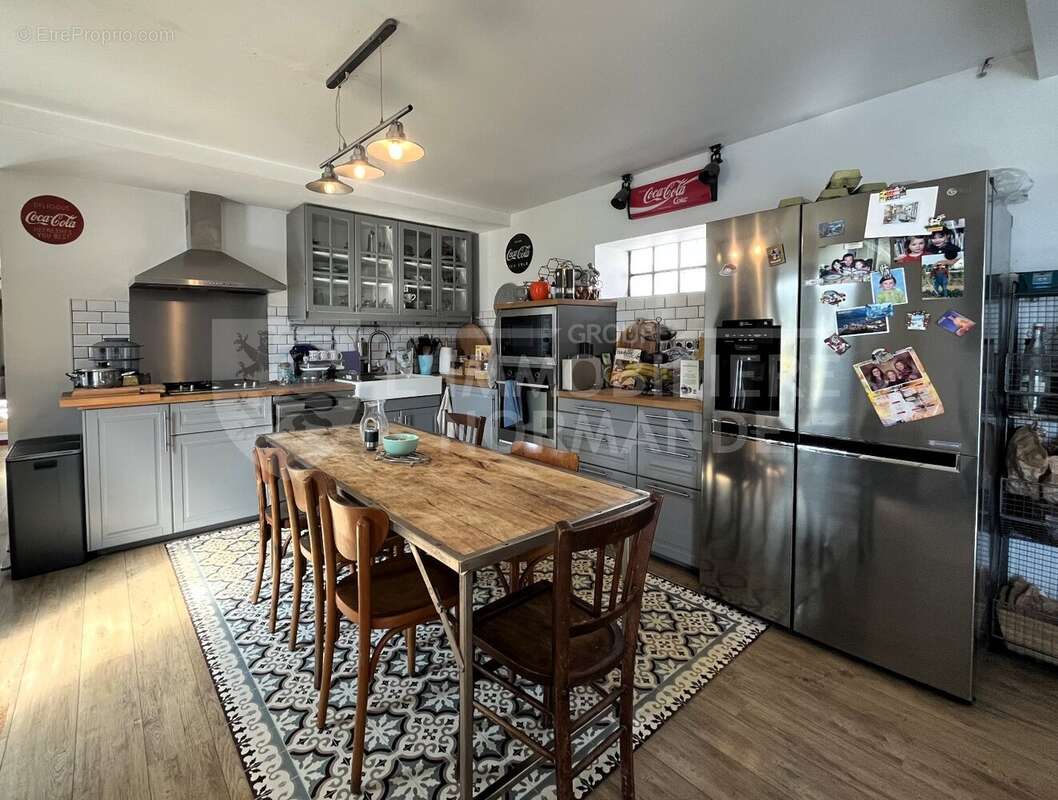 Maison à LA VILLENEUVE-EN-CHEVRIE