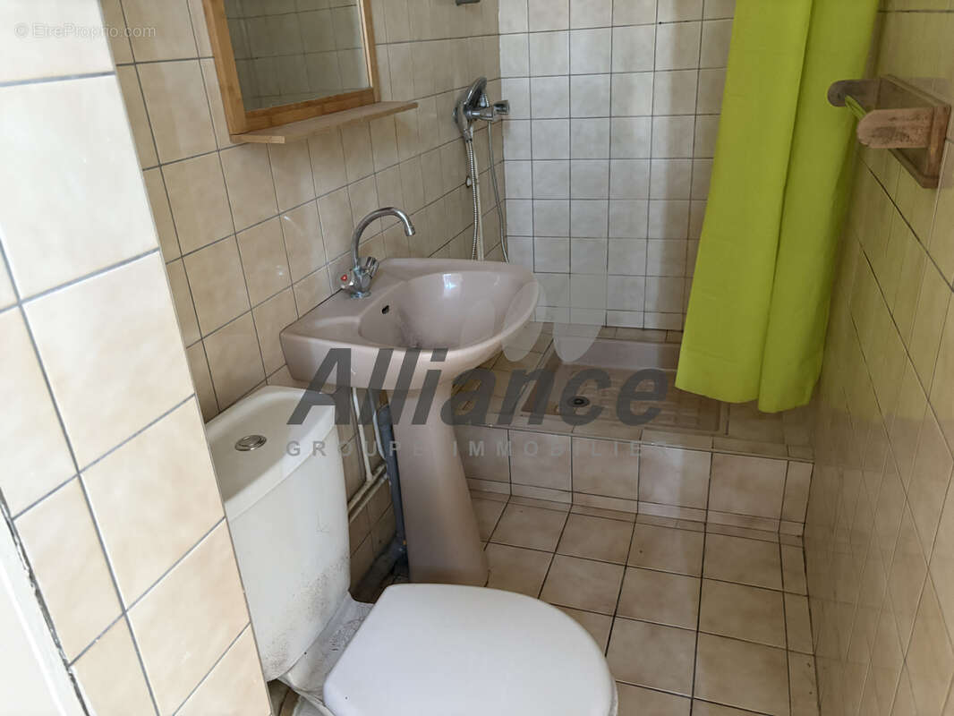 Appartement  dans  le  centre  historique  luxeuil - photo 5