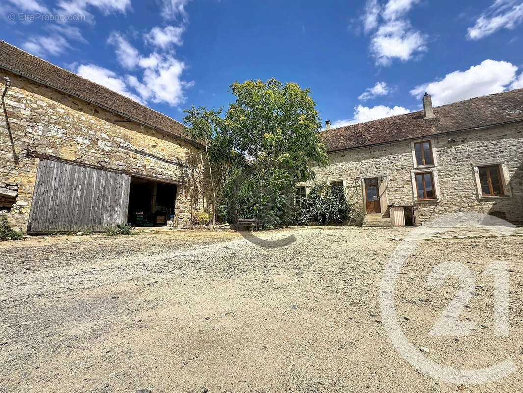 Maison 169 m² à Montmachoux  - photo 12