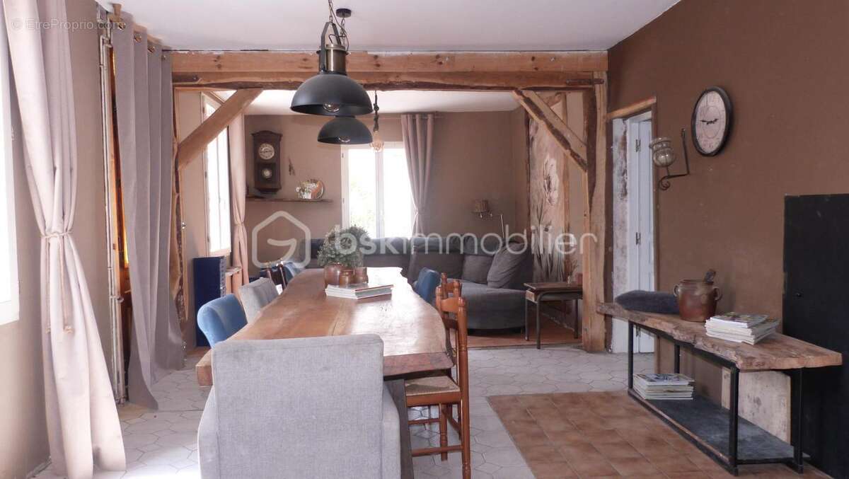 Grande maison de ville avec Hangar et jardin - photo 2