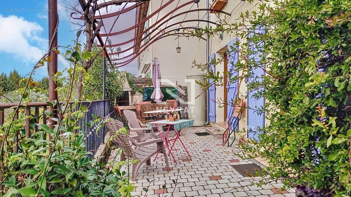 Maison à MONTAUROUX