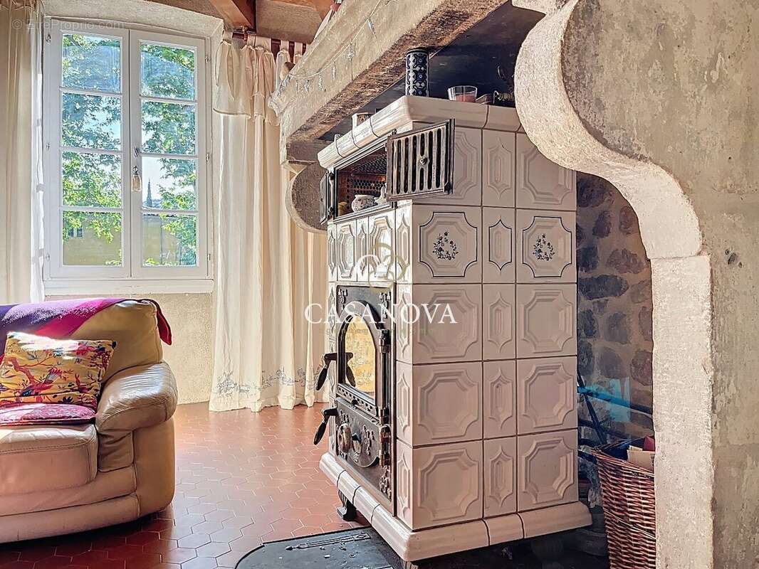 Appartement en duplex de 106 m² avec charme de l'ancien - photo 8