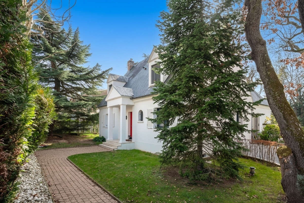 Maison à LE VESINET