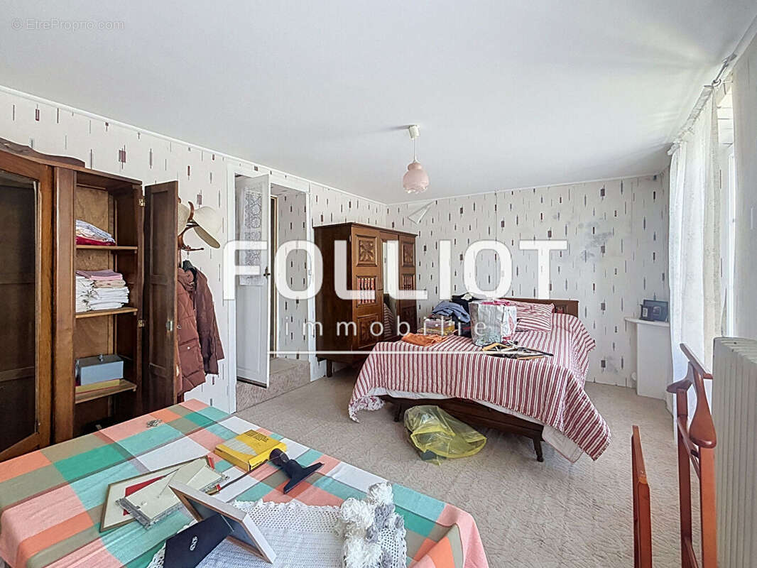 À vendre 50590 montmartin-sur-mer bourg hyper centre maison en pierre de 88 m², 2 chambres - photo 13