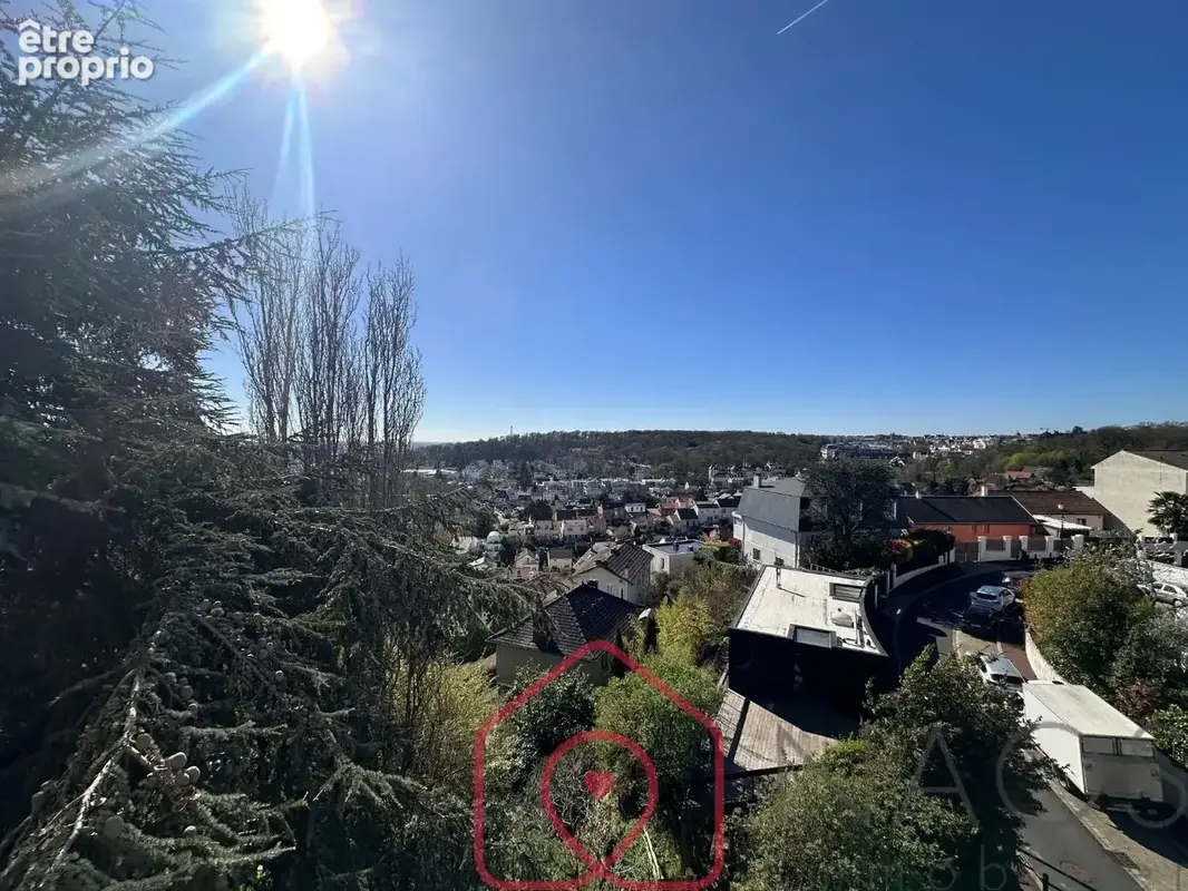 Photo Appartement à Le Plessis-Robinson au prix de 320 000€