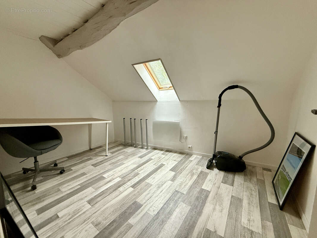 Maison à COURSON-LES-CARRIERES