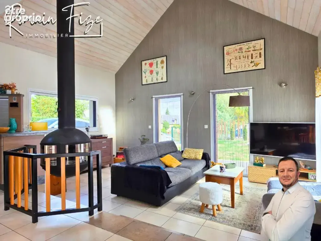 Maison 5 pièces 131 m² à vendre à Romagne (35133) - photo 2