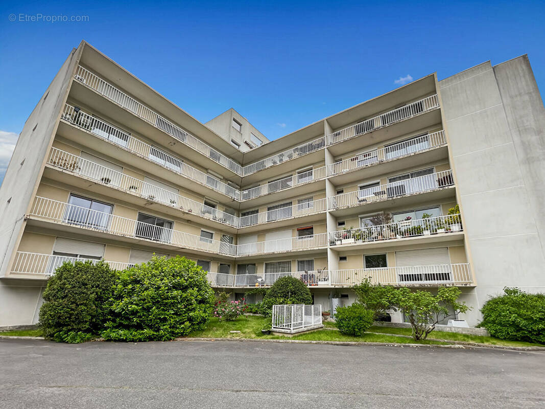 Appartement à MELUN