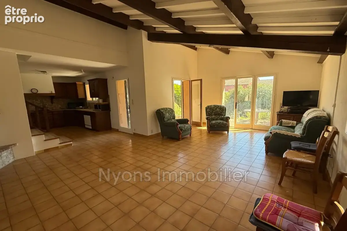 Maison 4 pièces 91 m² à vendre à Vinsobres (26110) - photo 6