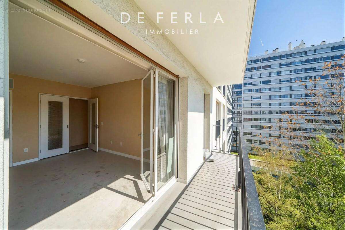 Appartement à PARIS-15E