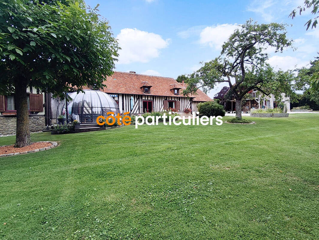 Maison à SAINT-PIERRE-SUR-DIVES