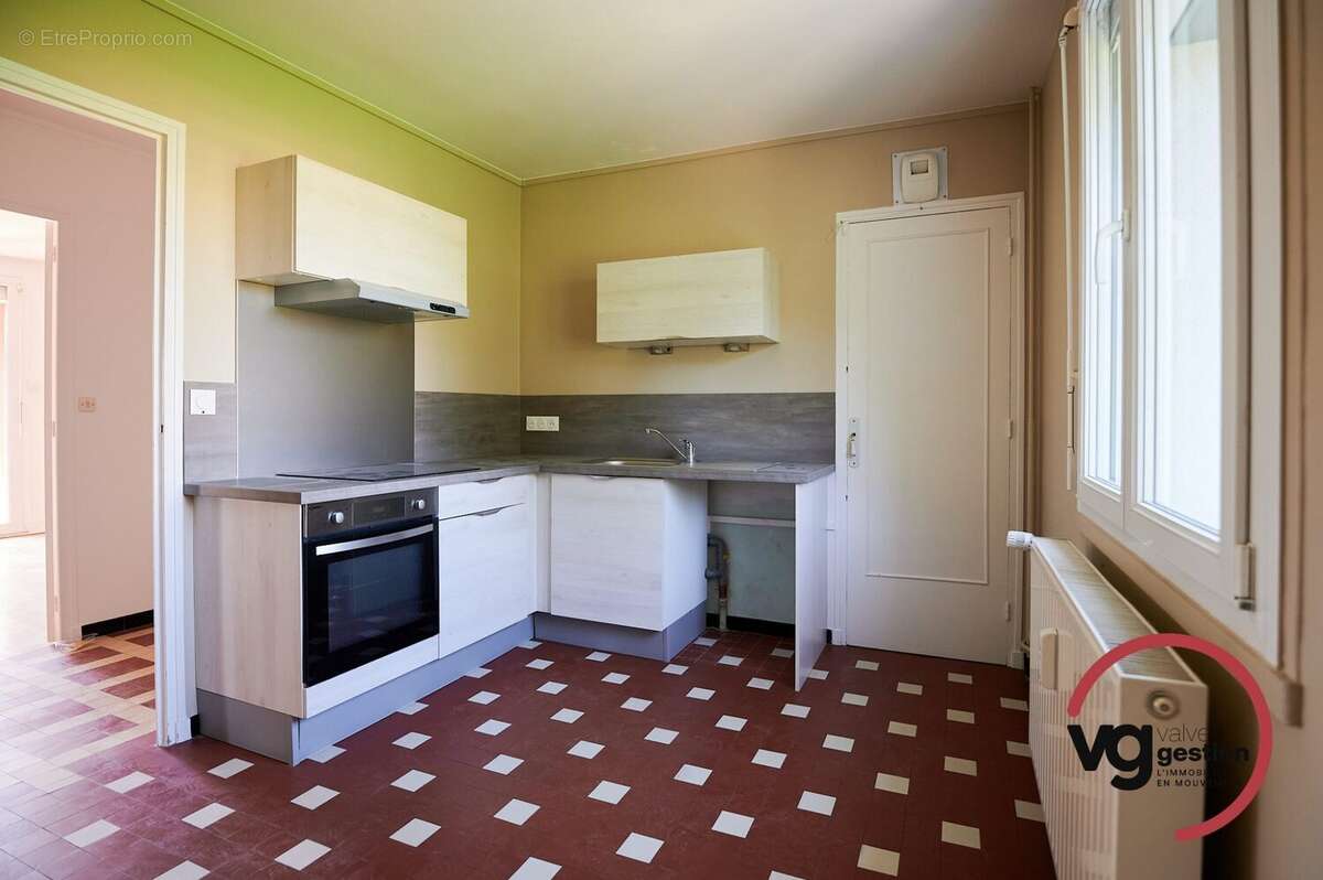 Appartement à TASSIN-LA-DEMI-LUNE
