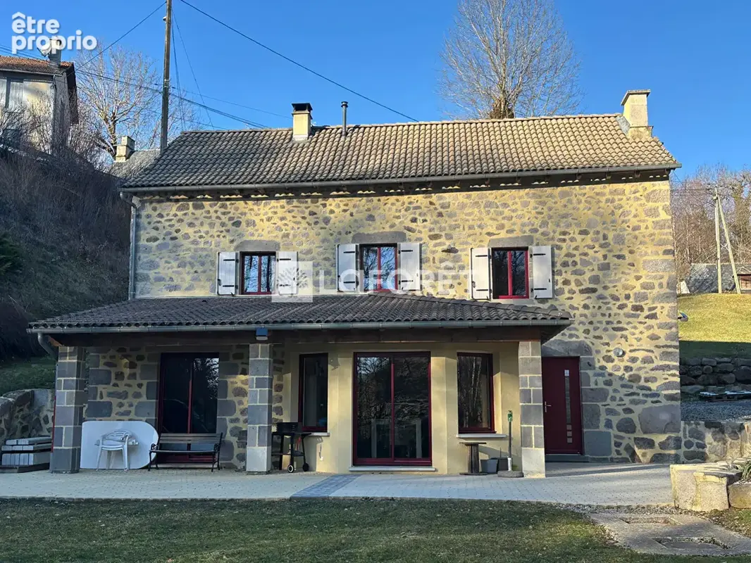 Maison à JOU-SOUS-MONJOU