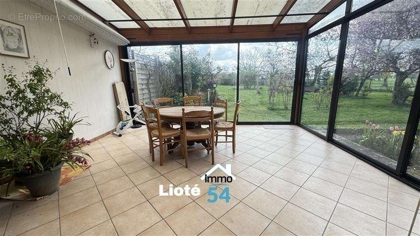 Maison à BREMONCOURT