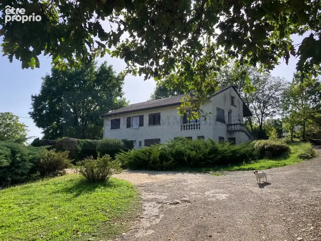 Immeuble de rapport de 316 m² comprenant 2 appartements t3 et 2 appartement t4 le tout sur un beau jardin de 3366 m². - photo 1