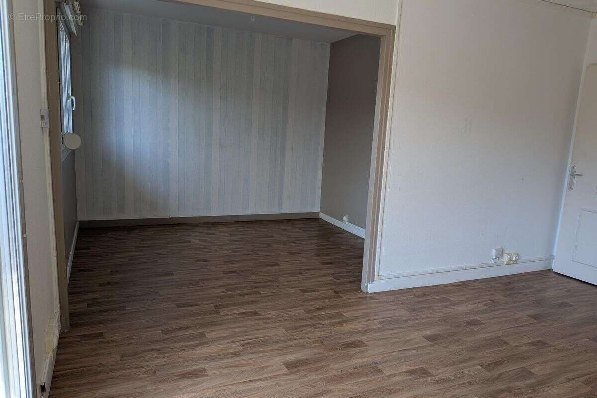 A vendre t4 saint andre les vergers - photo 2