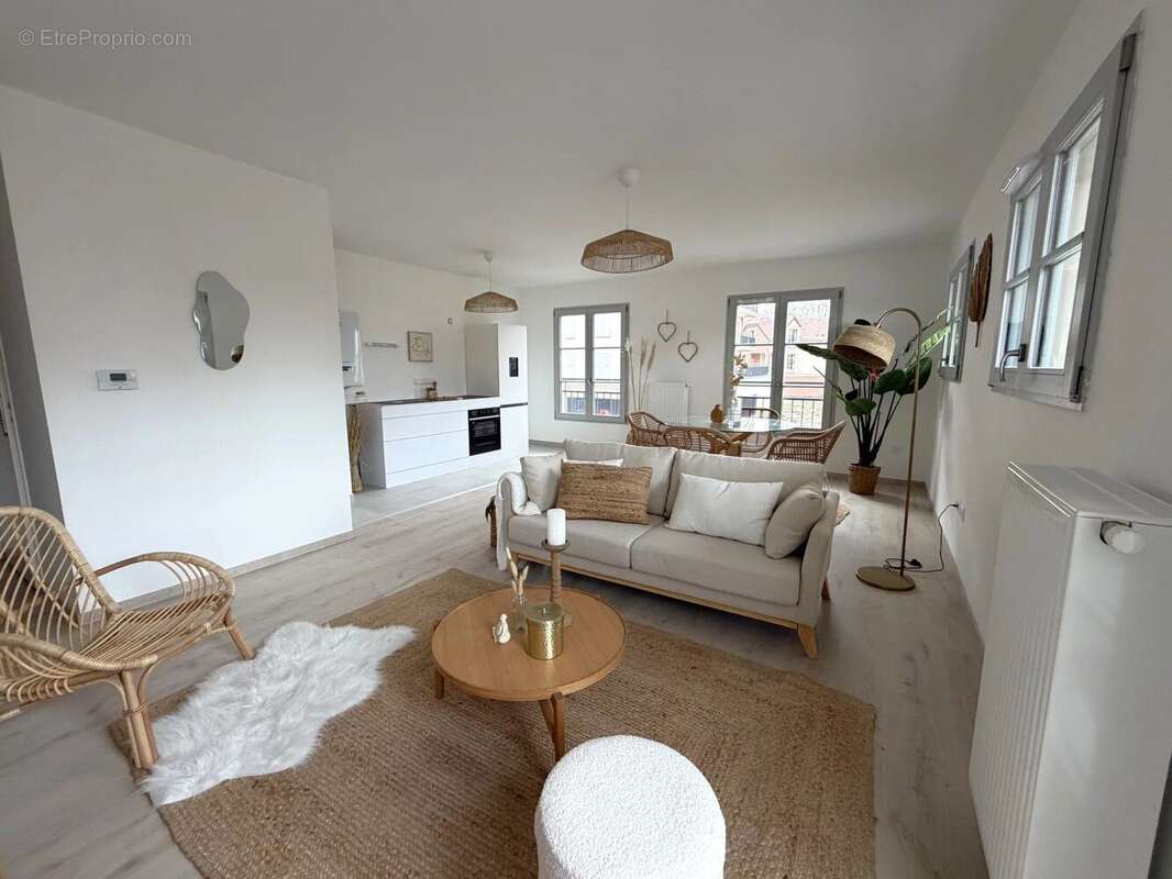 Appartement à COMPIEGNE