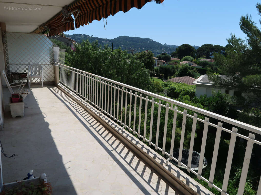 Appartement à LE CANNET