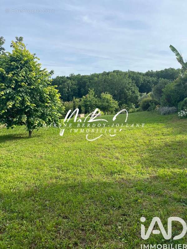 Photo 5 - Terrain à ESTILLAC