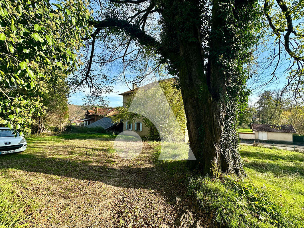 Appartement à BAGNAC-SUR-CELE