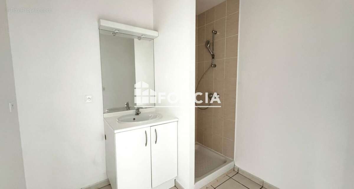 Appartement à MONTUSSAN