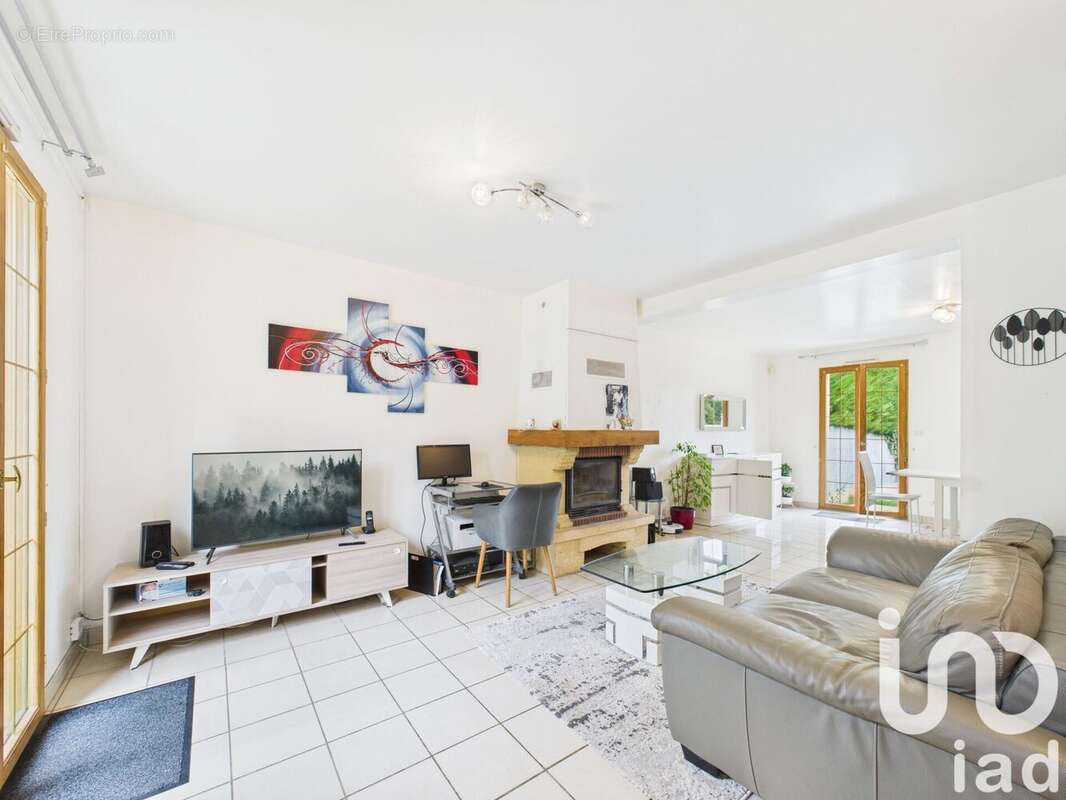 Photo 2 - Maison à EVRY