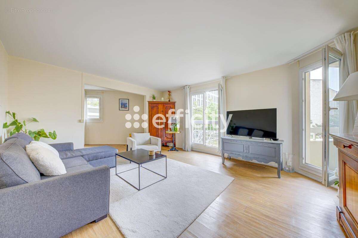 Appartement à ISSY-LES-MOULINEAUX
