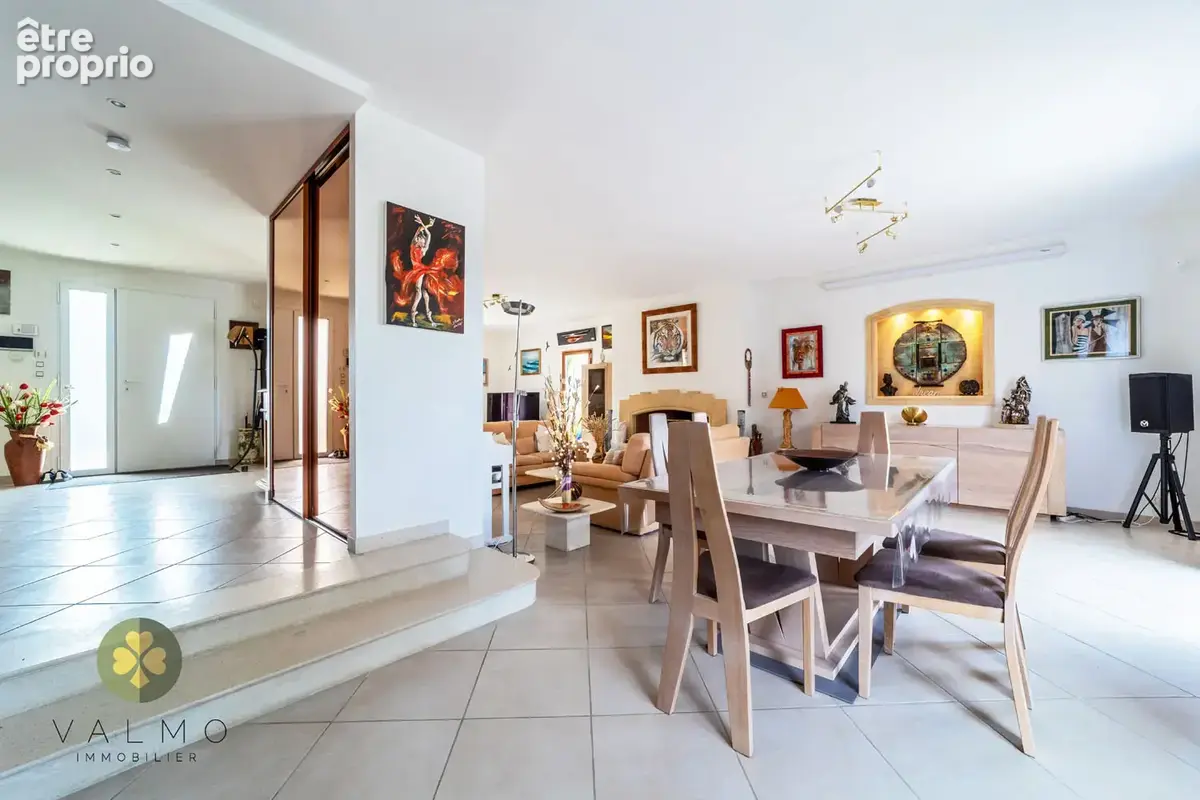 Maison 260 m2 avec piscine couverte - photo 13