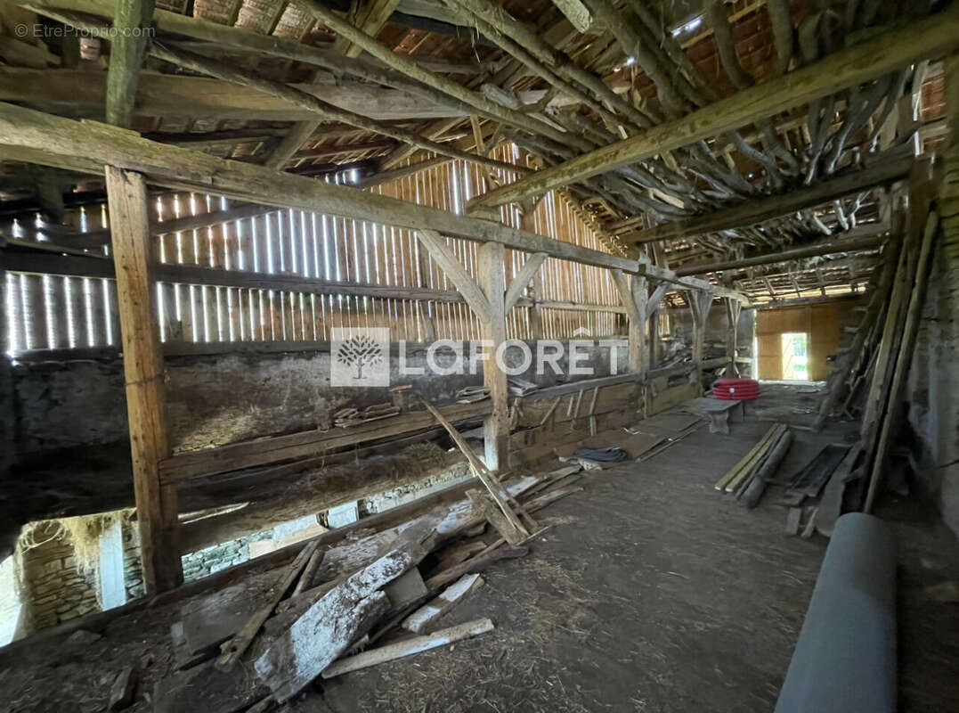 Terre de chaux, ferme 10 pièces. - photo 9