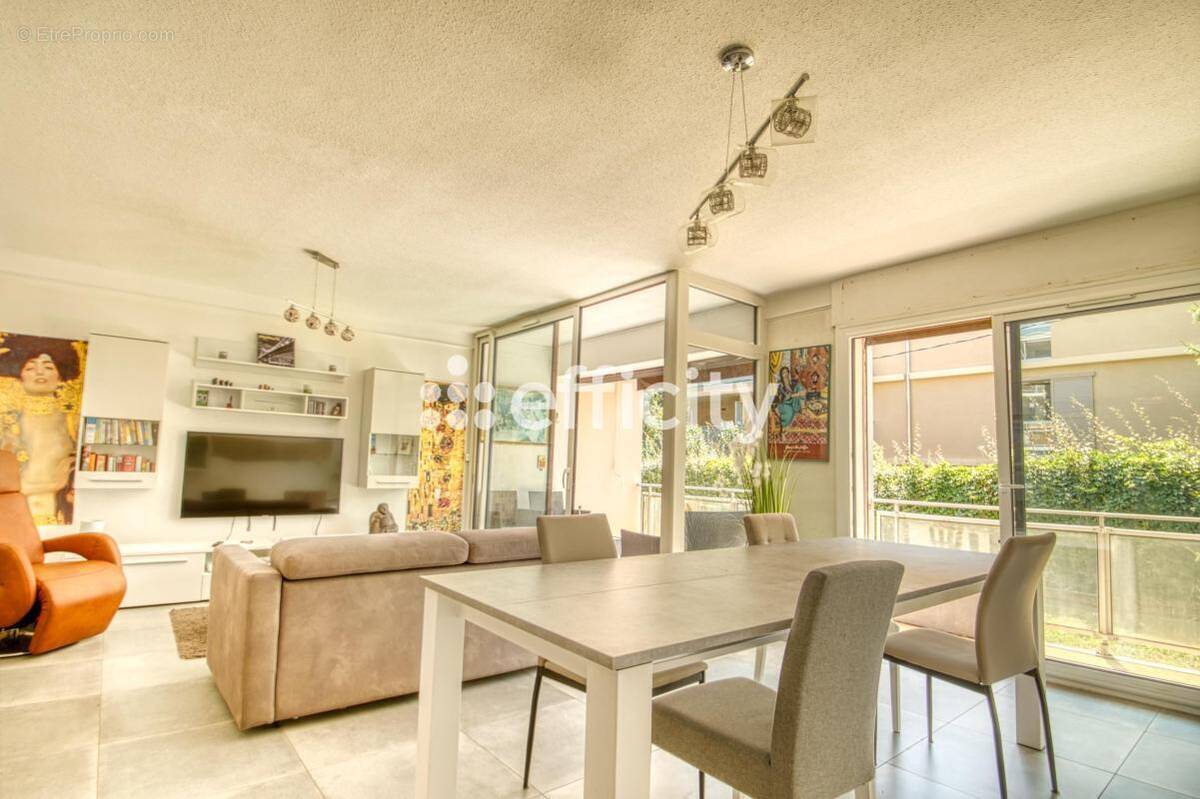 Appartement à AIX-EN-PROVENCE
