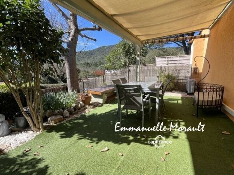 Maison à BAGNOLS-EN-FORET