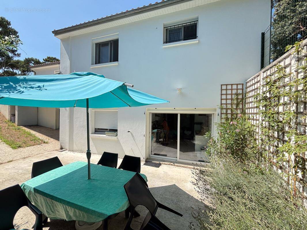 Maison à SAINT-PALAIS-SUR-MER