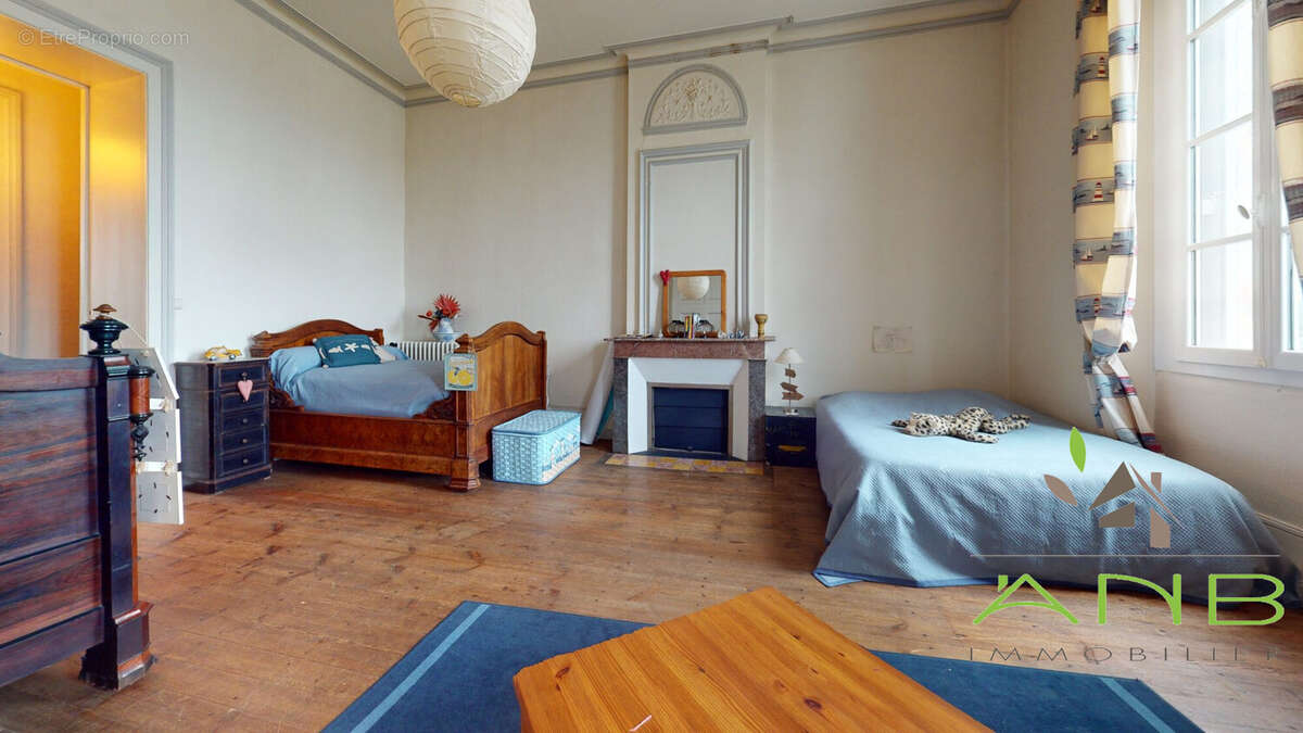 Maison à LORIGNAC