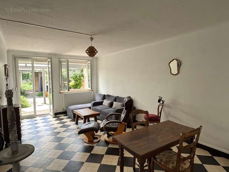 Maison à ANCERVILLE