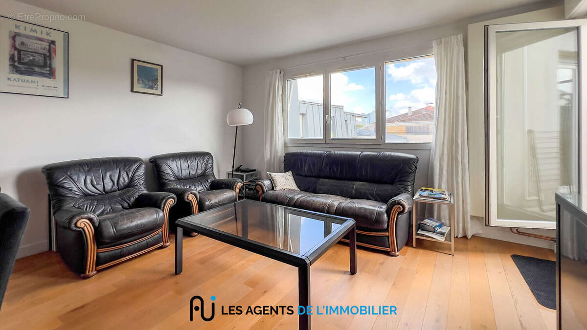 Appartement à NANTERRE