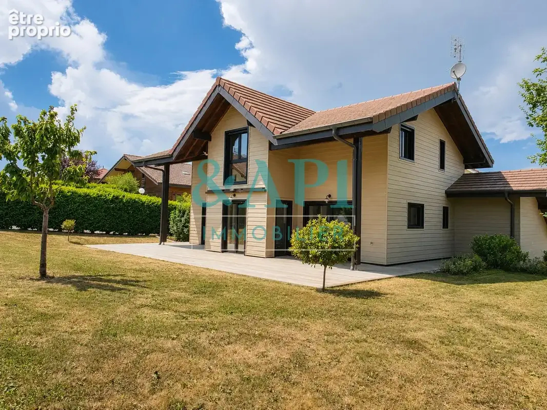 ALLINGES Villa contemporaine avec vue lac secteur résidentiel - photo 1