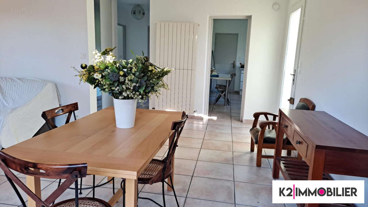 Maison à MONTELIMAR