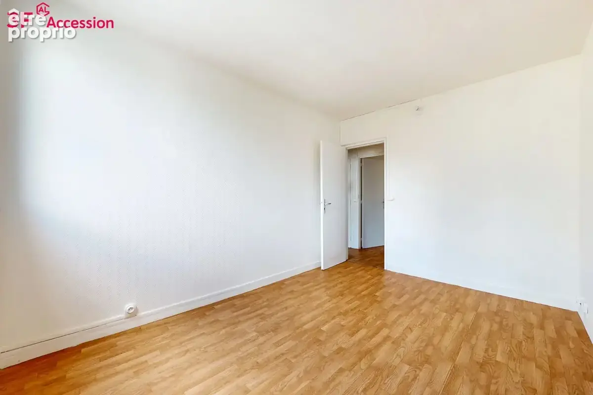 Appartement 3 pièces avec loggia, cave et parking sous sol à pontoise - photo 7