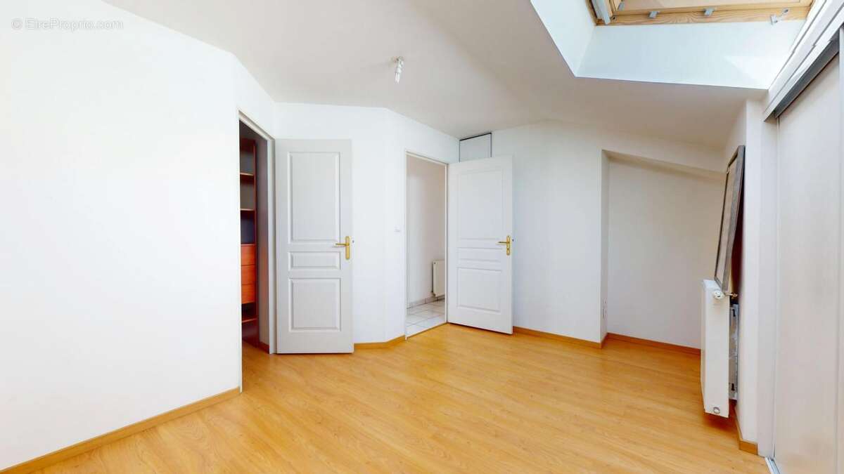 Superbe duplex T5 de 116 m² au cœur de Neyron - photo 13