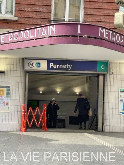 Appartement à PARIS-14E