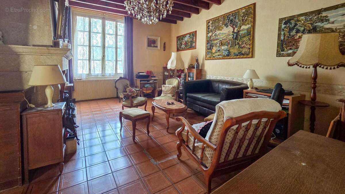 Photo 2 - Maison à LONGUE-JUMELLES