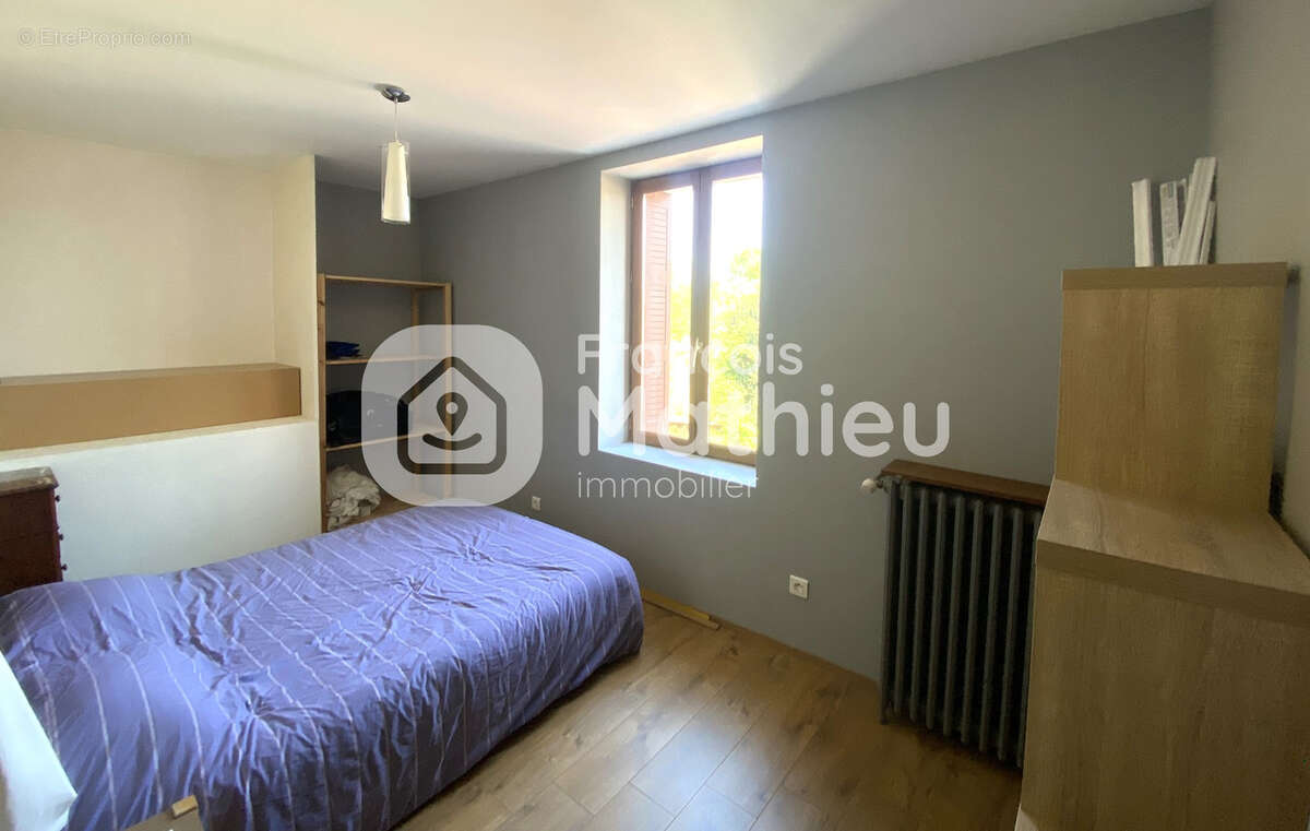 Maison à VONNAS