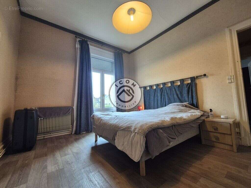 Maison à HAUTMONT