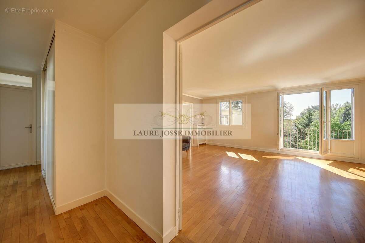 Appartement à LE VESINET