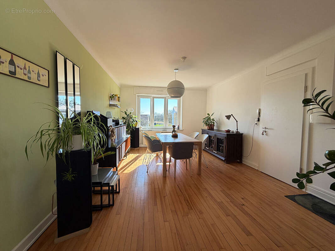 Appartement à MALLING