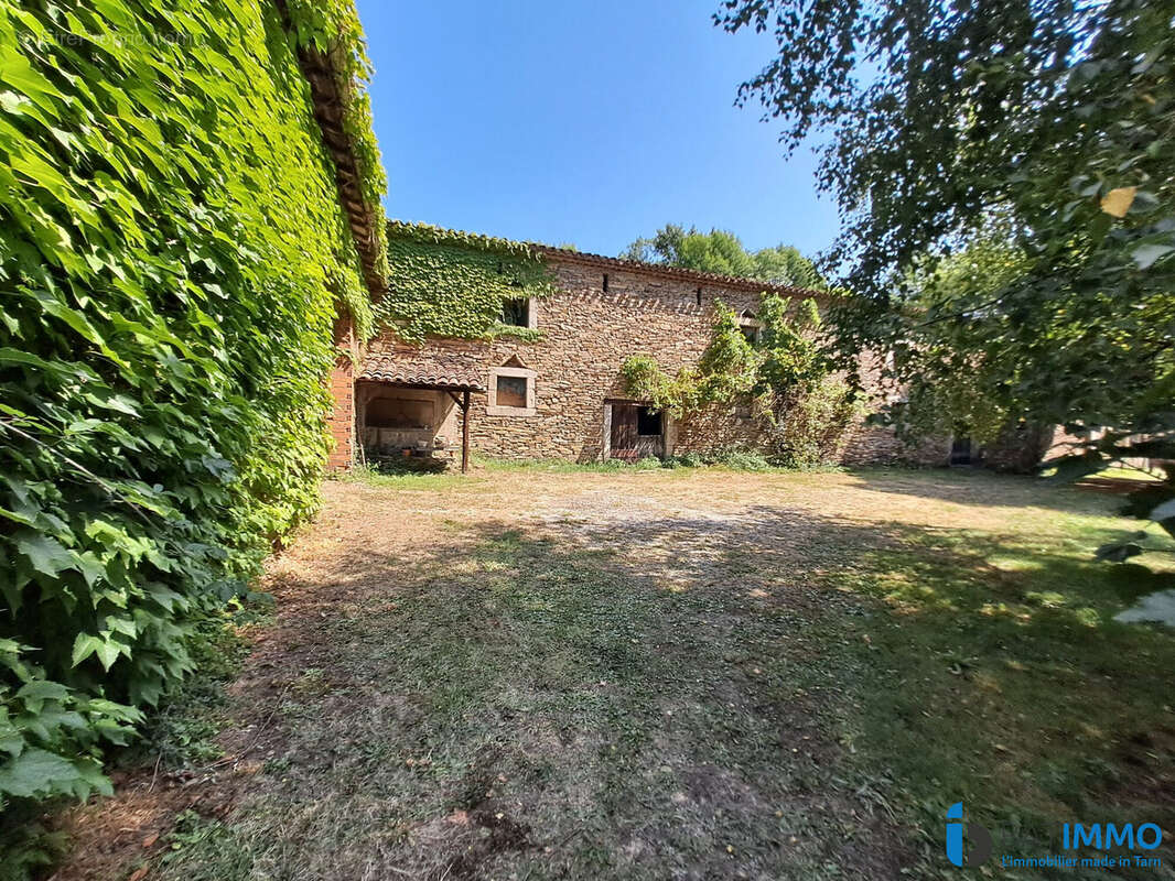 Maison à SAINT-AMANS-VALTORET