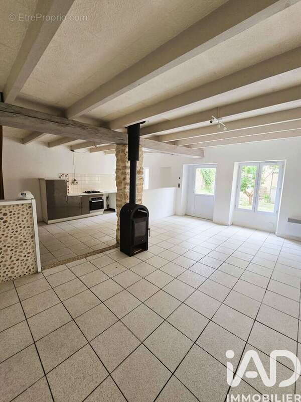 Photo 3 - Maison à TONNAY-CHARENTE